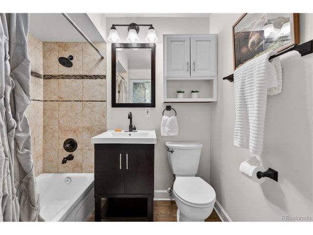 5071 S Irving St, Englewood, CO 80110