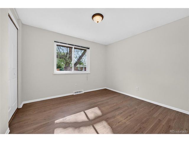 5071 S Irving St, Englewood, CO 80110