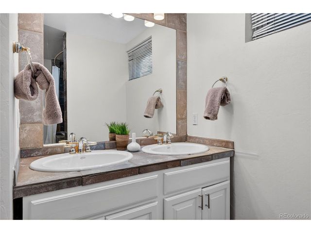 5071 S Irving St, Englewood, CO 80110