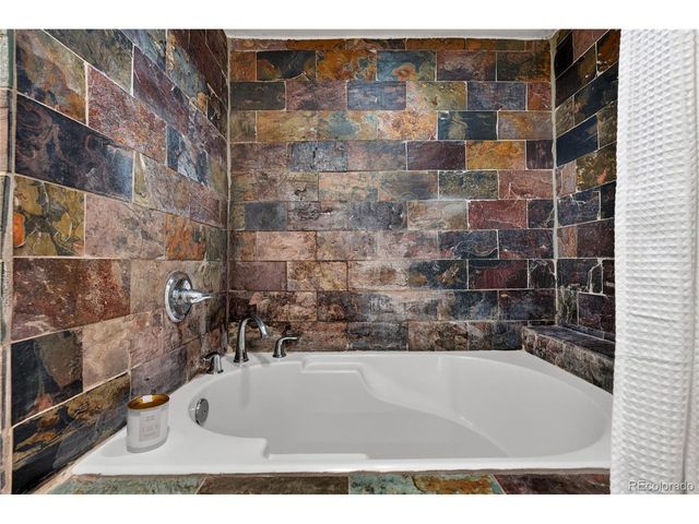 5071 S Irving St, Englewood, CO 80110