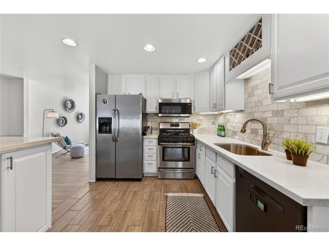 5071 S Irving St, Englewood, CO 80110