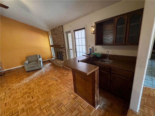 5945 Long Creek Dr, Corpus Christi, TX 78414