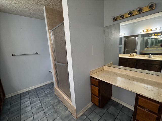 5945 Long Creek Dr, Corpus Christi, TX 78414