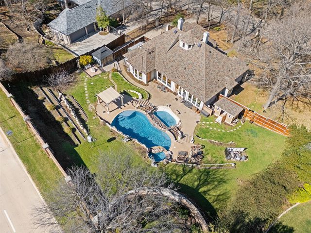 6132 Terrace Oaks Lane, Fort Worth, TX 76112