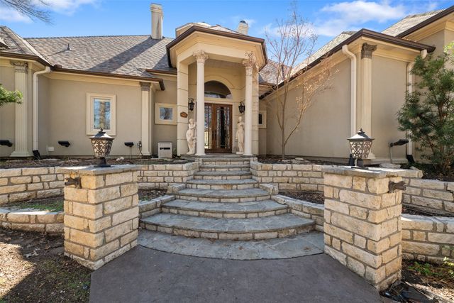 6132 Terrace Oaks Lane, Fort Worth, TX 76112