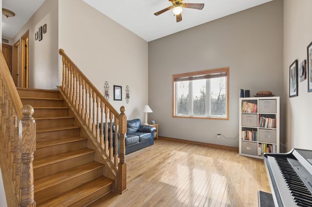 10453 61st Street NE, Albertville, MN 55301