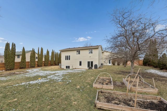 10453 61st Street NE, Albertville, MN 55301