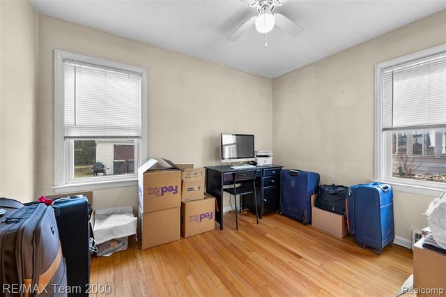 7555 Mayfair Street, Taylor, MI 48180