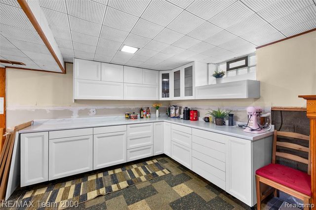 7555 Mayfair Street, Taylor, MI 48180