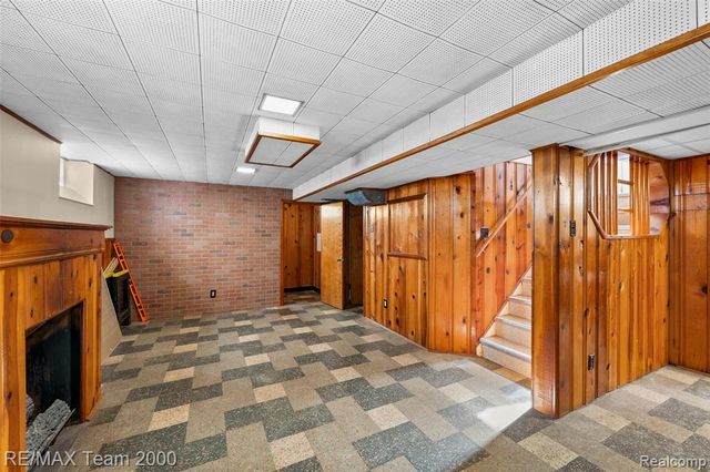 7555 Mayfair Street, Taylor, MI 48180