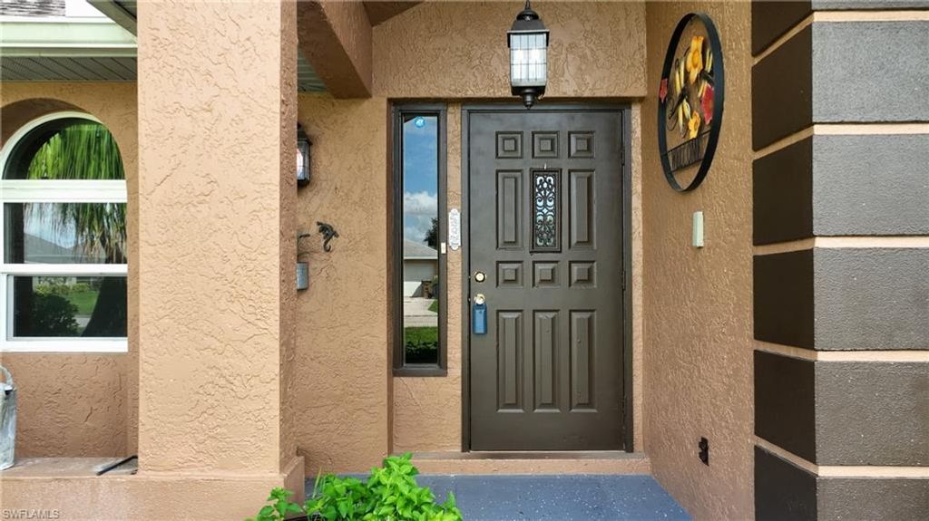 622 Weston RD, LEHIGH ACRES, FL 33936 — photo 2