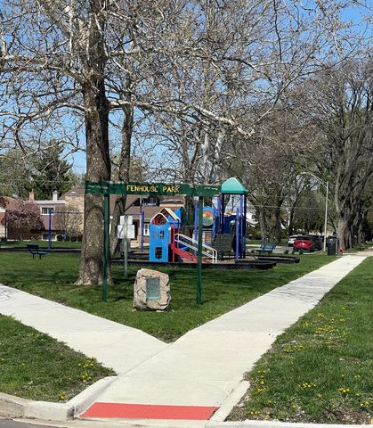 249 Marshall Avenue, Bellwood, IL 60104