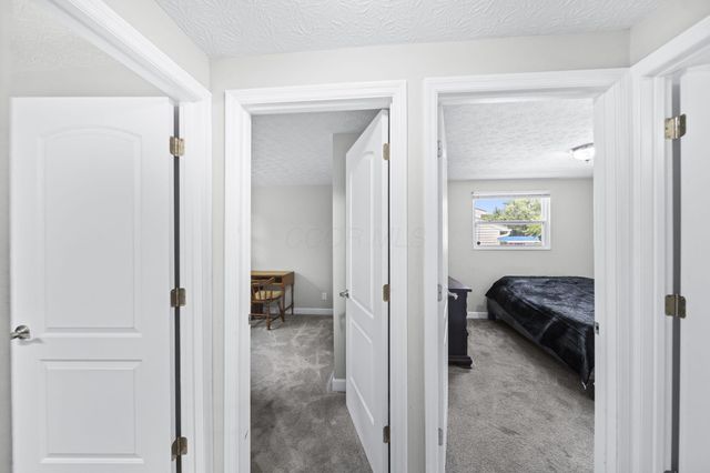 1679 Woodhurst Court, Columbus, OH 43223