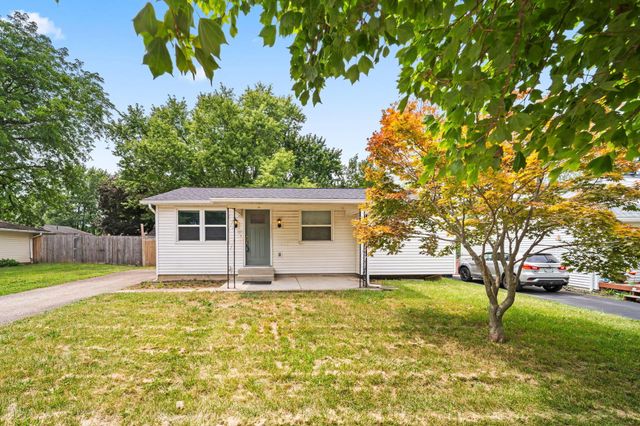 1679 Woodhurst Court, Columbus, OH 43223