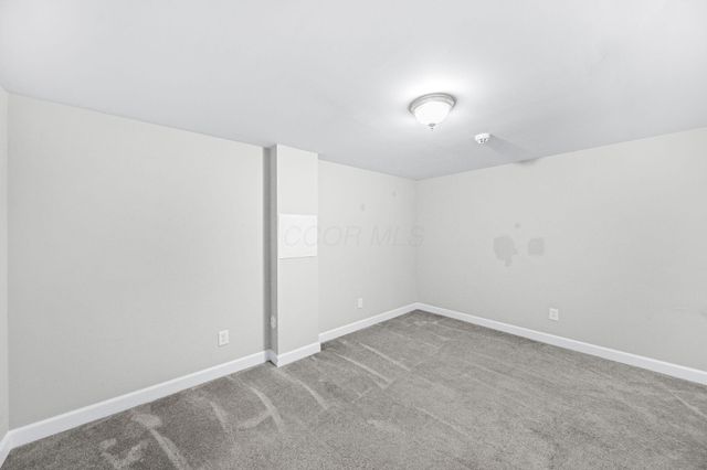 1679 Woodhurst Court, Columbus, OH 43223