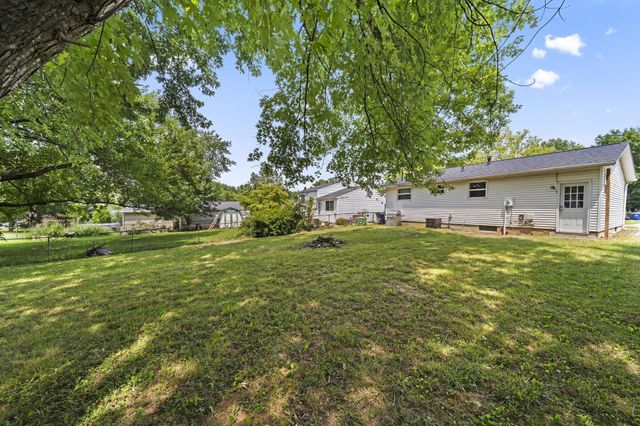 1679 Woodhurst Court, Columbus, OH 43223
