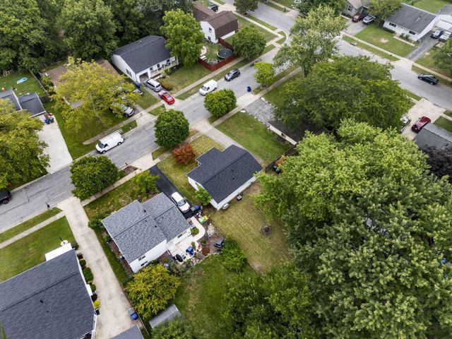 1679 Woodhurst Court, Columbus, OH 43223