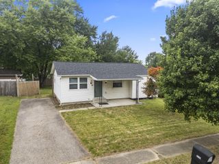 1679 Woodhurst Court, Columbus, OH 43223