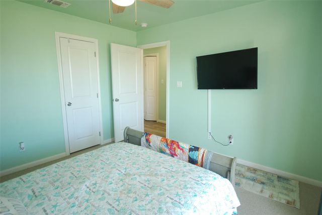 23159 Fresca Street, Galveston, TX 77554