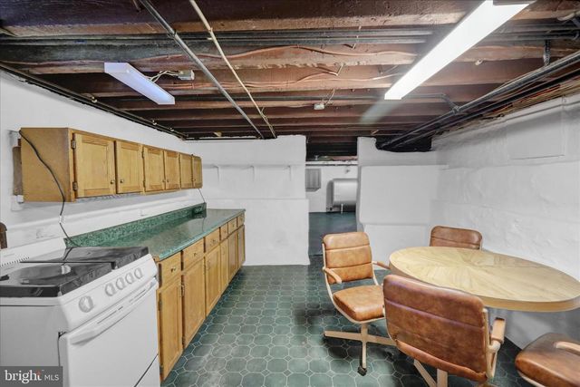 1200 CARBON ST, Reading, PA 19601