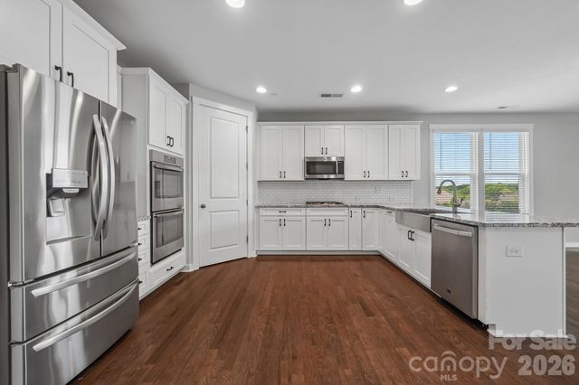 977 Bellegray Lane NW, Concord, NC 28027