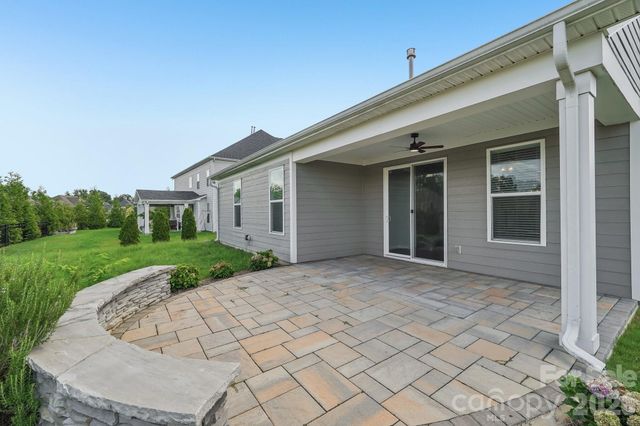 977 Bellegray Lane NW, Concord, NC 28027