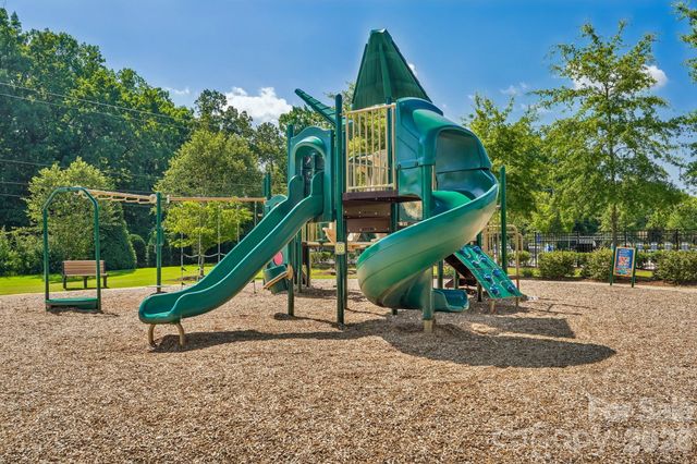 977 Bellegray Lane NW, Concord, NC 28027