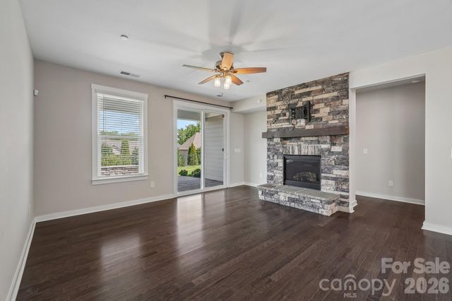 977 Bellegray Lane NW, Concord, NC 28027