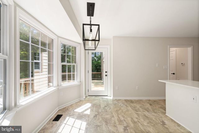 8801 PEPPERIDGE DR, Spotsylvania, VA 22551