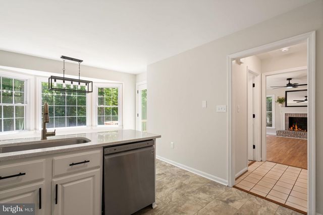 8801 PEPPERIDGE DR, Spotsylvania, VA 22551