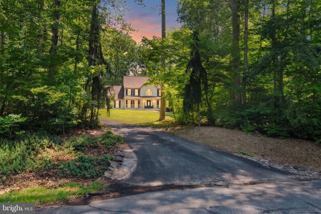8801 PEPPERIDGE DR, Spotsylvania, VA 22551