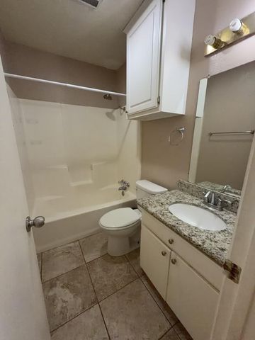 629 W Ridge Drive, College Station, TX 77845