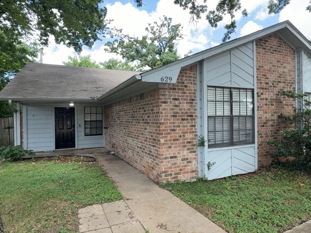 629 W Ridge Drive, College Station, TX 77845