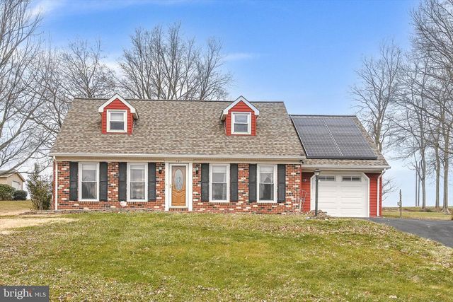 121 PLEASANT VIEW DR, Lititz, PA 17543