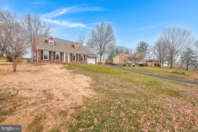 121 PLEASANT VIEW DR, Lititz, PA 17543