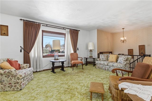 1029 James St, Latrobe, PA 15650