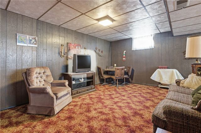 1029 James St, Latrobe, PA 15650