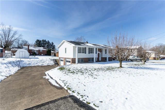 1029 James St, Latrobe, PA 15650