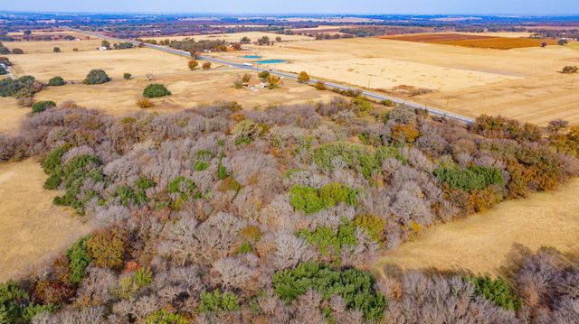 7450 E Hwy 6, De Leon, TX 76444