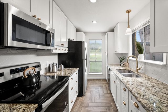 4601 Country Creek Drive 1004, Dallas, TX 75236