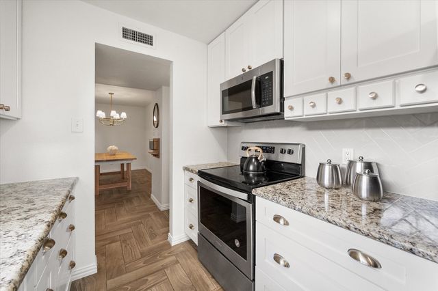 4601 Country Creek Drive 1004, Dallas, TX 75236