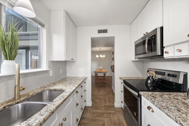 4601 Country Creek Drive 1004, Dallas, TX 75236