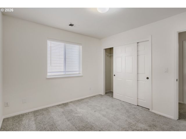 12590 Nw NAOMI Ln, Portland, OR 97229