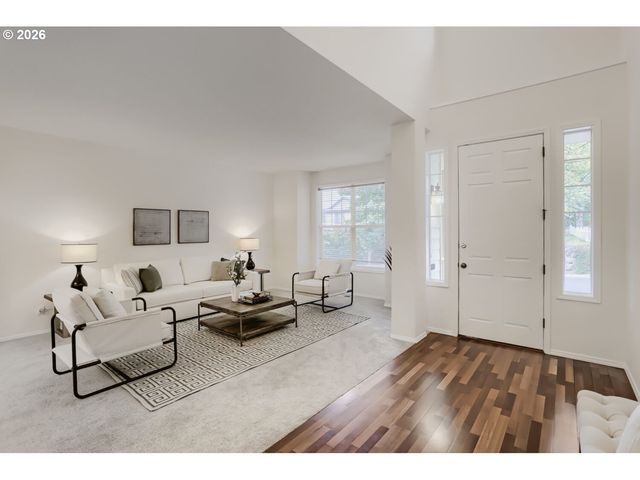 12590 Nw NAOMI Ln, Portland, OR 97229