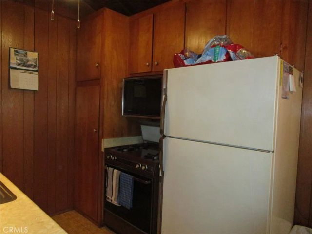 2440 Spruce Drive, Arrowbear, CA 92382