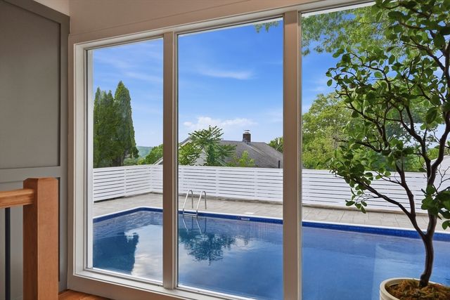 7 Berkeley St, Melrose, MA 02176