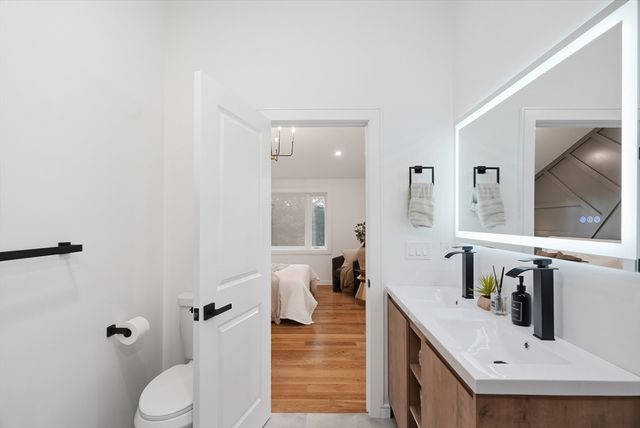 7 Berkeley St, Melrose, MA 02176