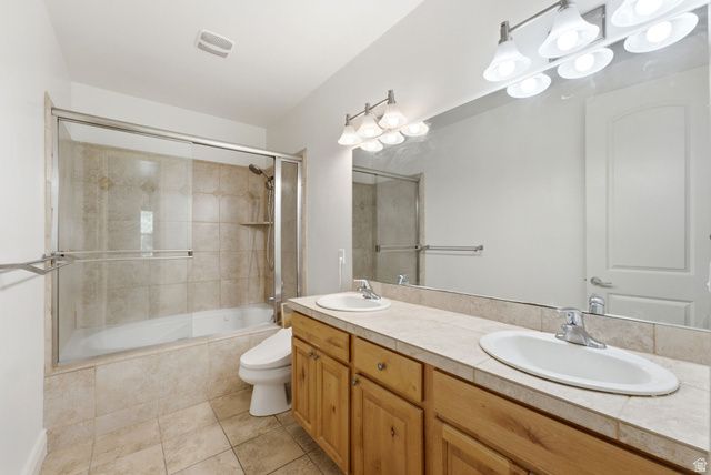 7772 S RUSTIC CV, Midvale, UT 84121