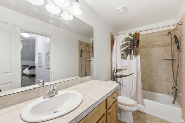 7772 S RUSTIC CV, Midvale, UT 84121