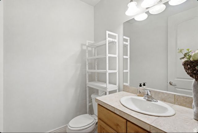 7772 S RUSTIC CV, Midvale, UT 84121
